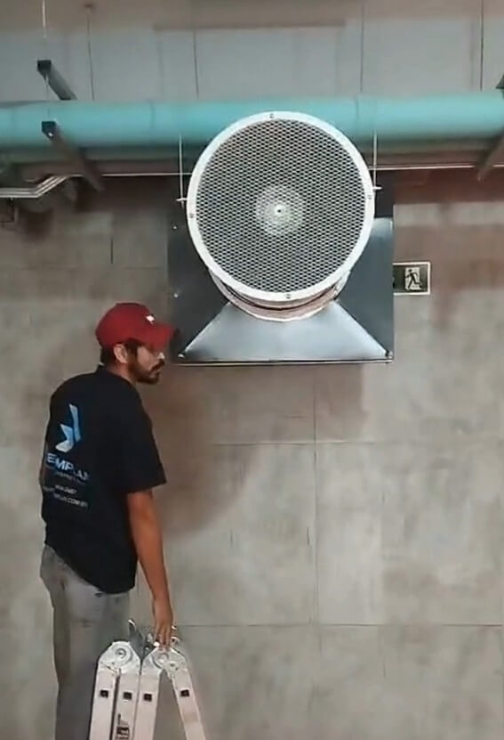 Exaustor instalado subsolo